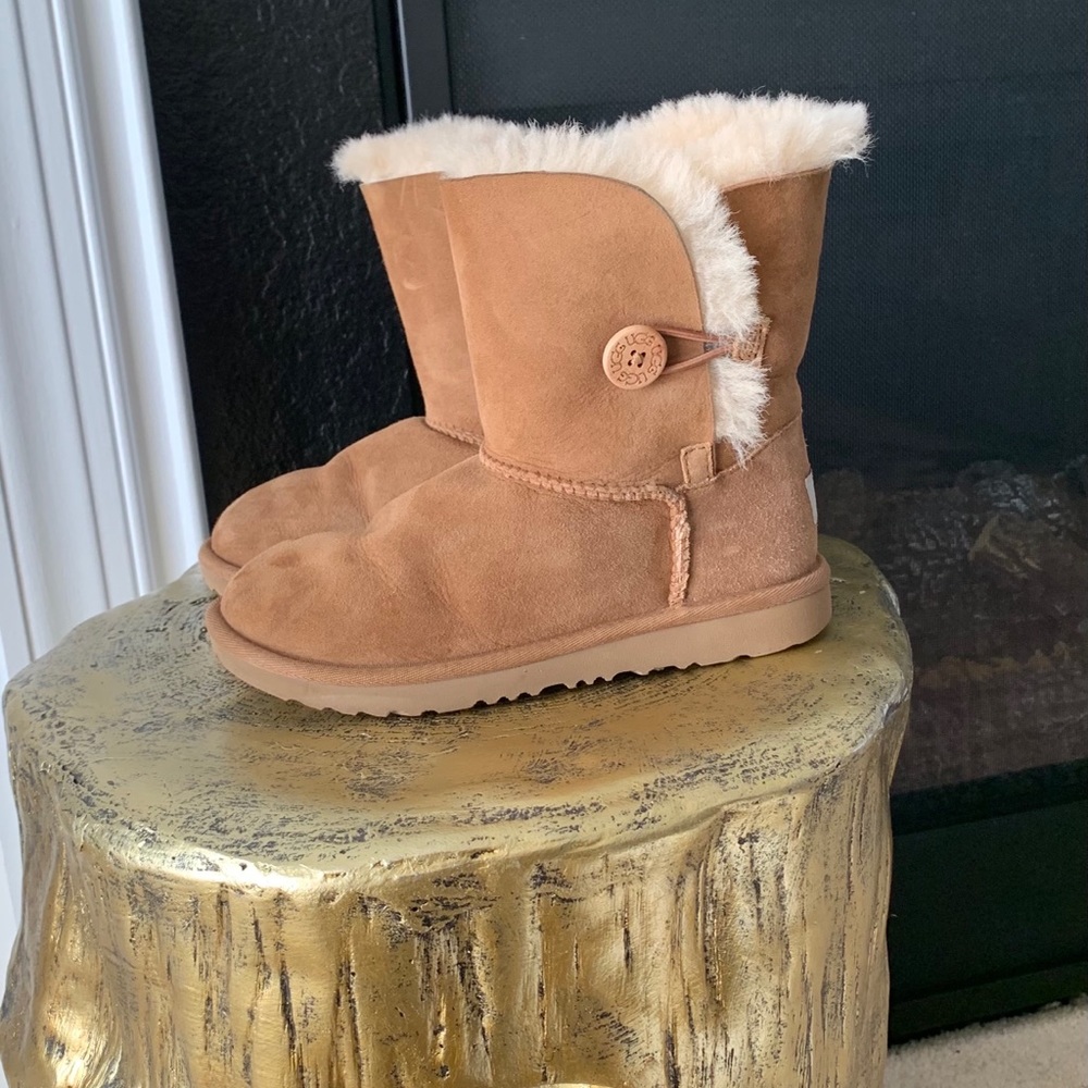 Authentic UGG boots for kids size 2